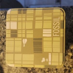 Fossil Tin with replacement stainless steel links